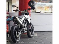 News moto 2015 : KTM SM 390 Supermoto, première photo volée