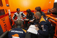 Shuhei Nakamoto : " A 20 ans, Marc Marquez est déjà un leader "
